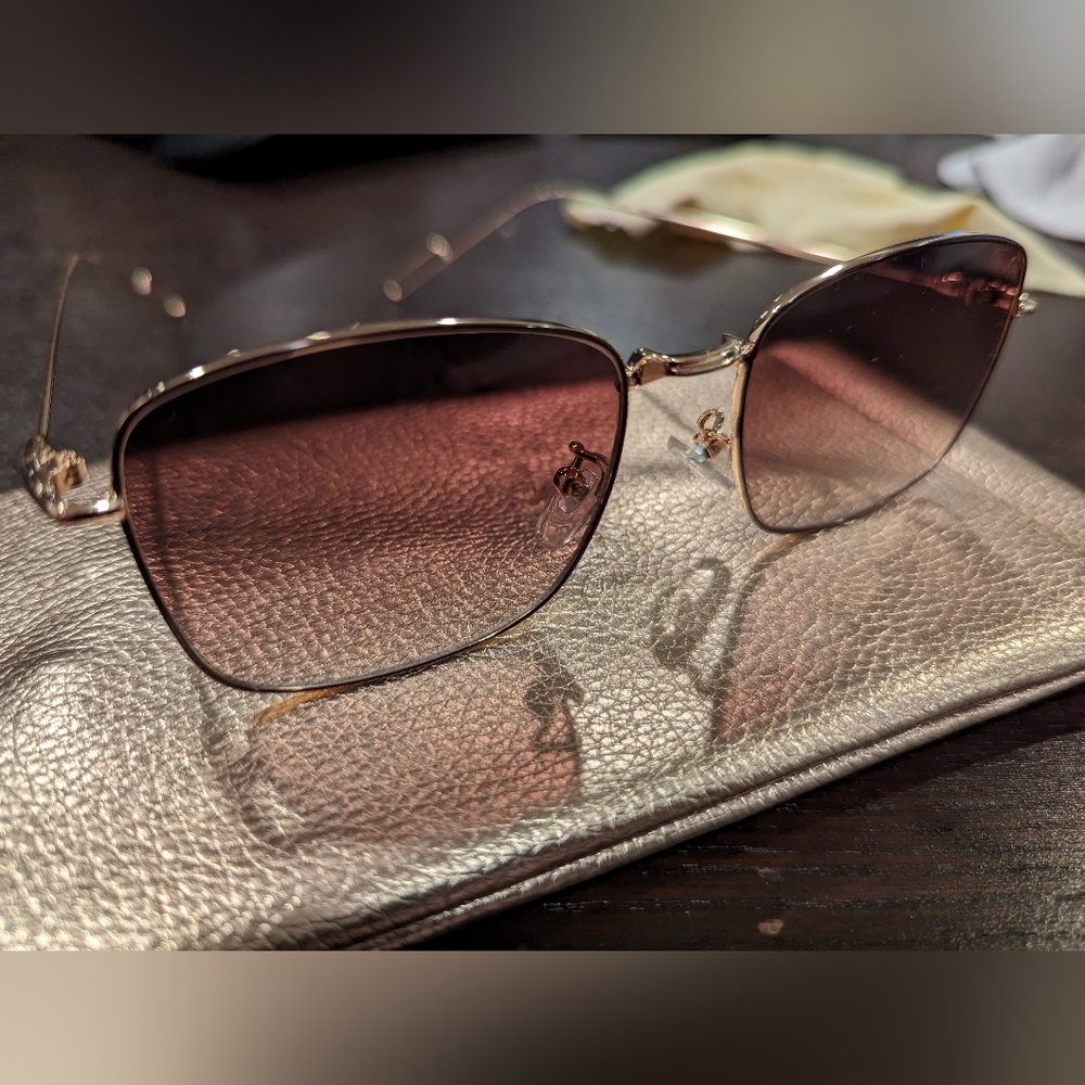 Pink Gradient Sunglasses - Picture 6 of 8